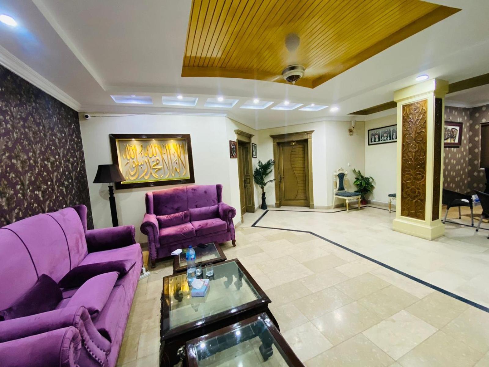 Imperial Lodges Family Guest House 伊斯兰堡 外观 照片